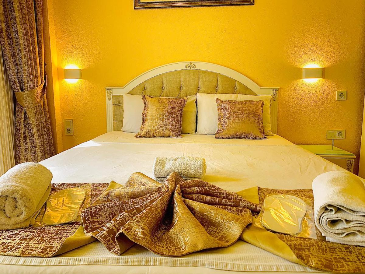 Elisa Hotel อิสตันบูล ภายนอก รูปภาพ