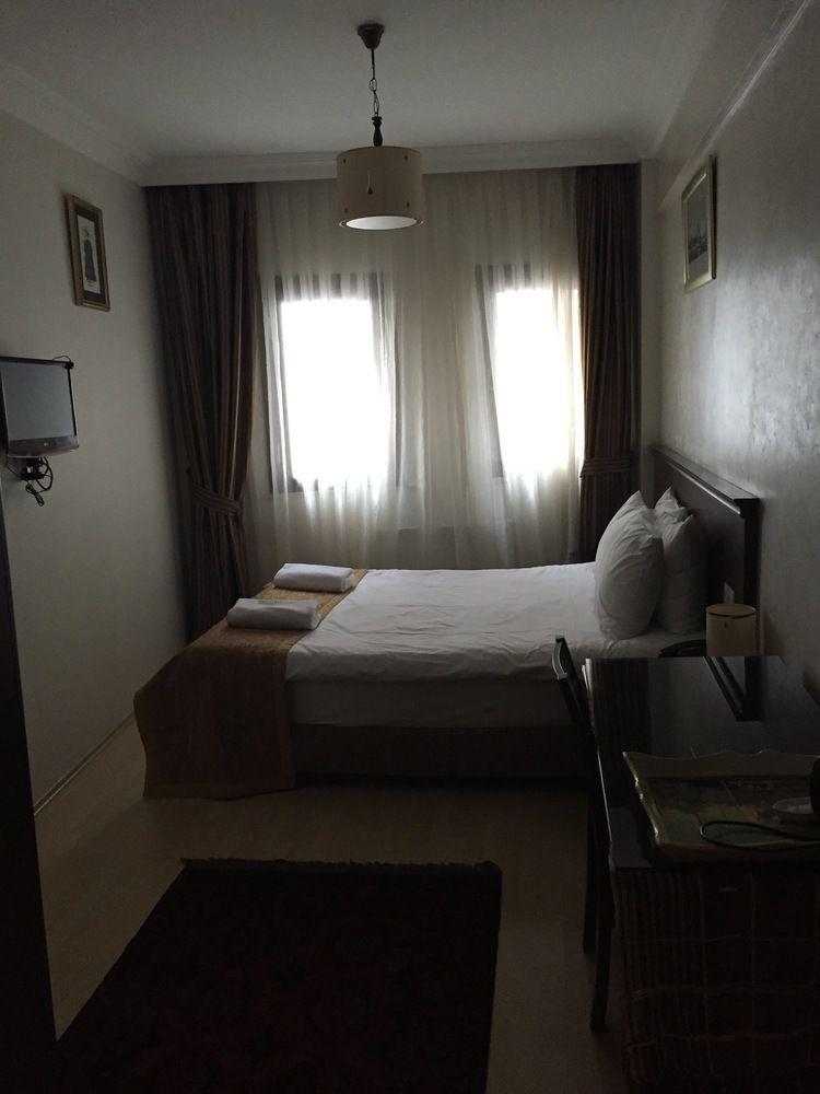 Elisa Hotel อิสตันบูล ภายนอก รูปภาพ