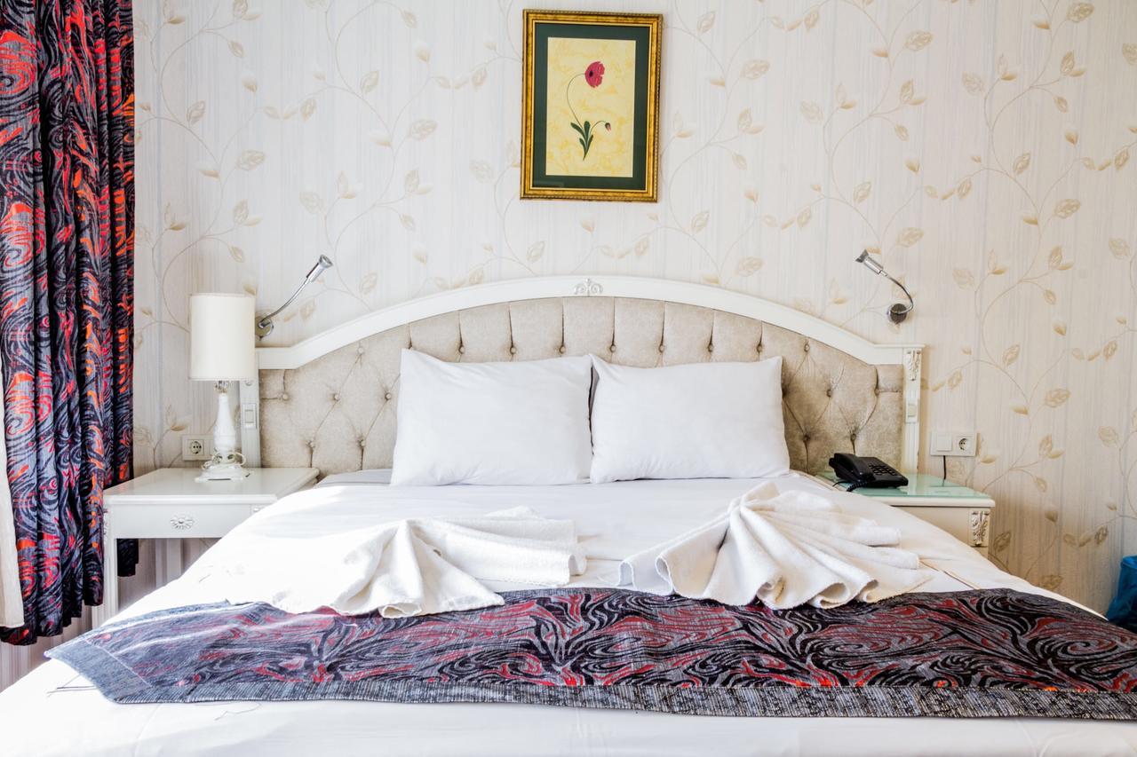 Elisa Hotel อิสตันบูล ภายนอก รูปภาพ